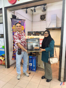 Masjid Tanah Family Store