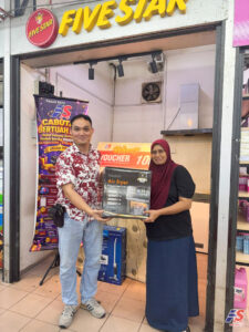 Masjid Tanah Family Store