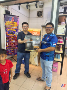 Masjid Tanah Family Store